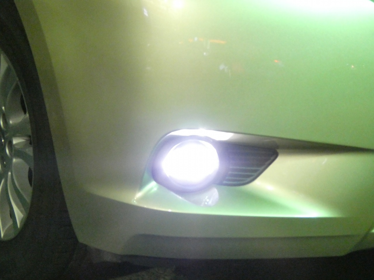 シエナ　sienna XLE　LED foglamp LEDフォグランプ